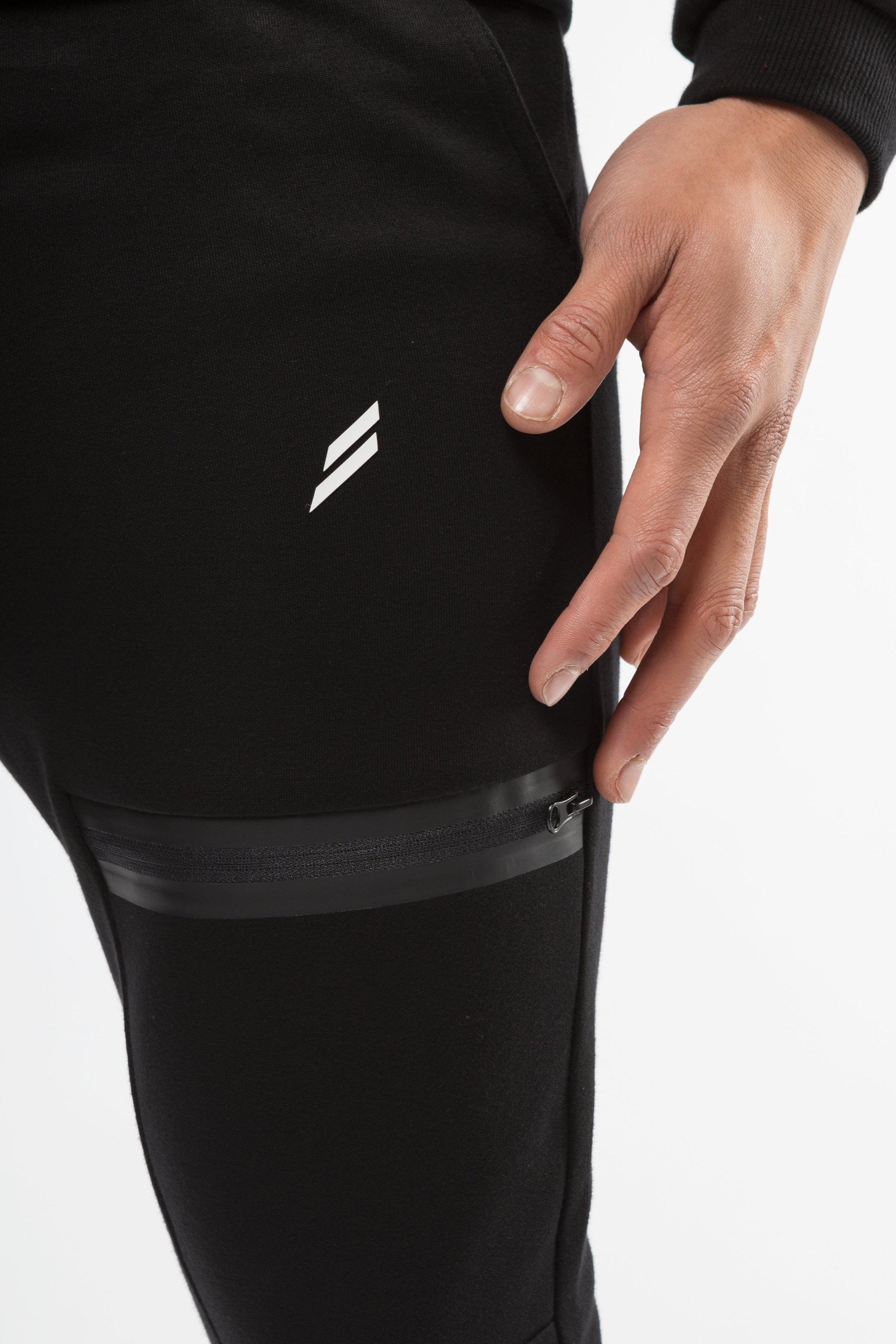 Core Hoodie - Black